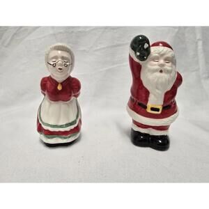 Vintage Santa Claus and Mrs. Claus Ceramic Figurines